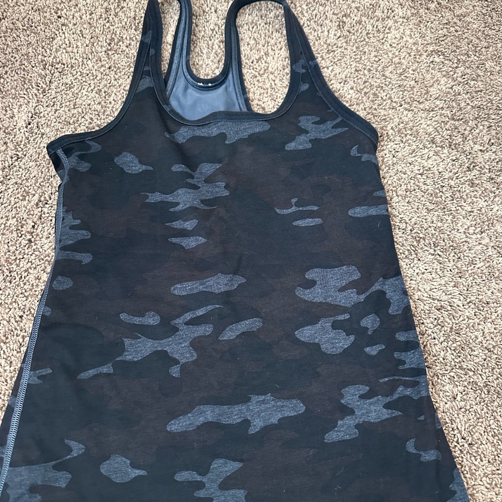 Lululemon Athletica Black and Gray Camouflage Tank Top